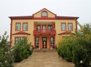 Satılır 12 otaqlı 640 m2 həyət evi Mərdəkan