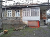 Satılır 4 otaqlı 127 m2 həyət evi Qax