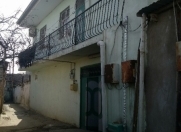 Satılır 11 otaqlı 190 m2 həyət evi Ağ şəhər