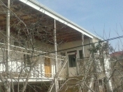 Satılır 16 otaqlı 400 m2 həyət evi Xırdalan