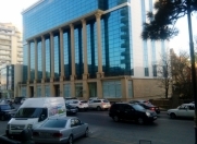 Satılır 10 otaqlı 3700 m2 obyekt Nizami m.