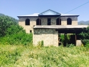 Satılır 9 otaqlı 448 m2 həyət evi Oğuz