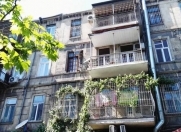 Satılır 1 otaqlı 35 m2 köhnə tikili Neftçilər m.