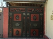 Satılır 4 otaqlı 80 m2 həyət evi Babək Plaza