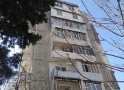 Satılır 4 otaqlı 107 m2 köhnə tikili Gənclik m.