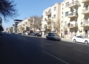 Satılır 1 otaqlı 32 m2 köhnə tikili 28 May m.