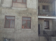 Satılır 5 otaqlı 200 m2 həyət evi Biləcəri