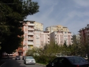 Satılır 7 otaqlı 350 m2 yeni tikili 8 mkr