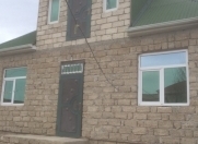 Satılır 3 otaqlı 50 m2 həyət evi Binə