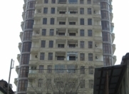 İcarəyə verilir 4 otaqlı 180 m2 yeni tikili Səbail r.