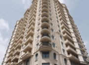 İcarəyə verilir 5 otaqlı 200 m2 yeni tikili İçəri Şəhər m.