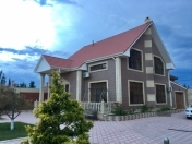 İcarəyə verilir 4 otaqlı 180 m2 bağ evi Şüvəlan