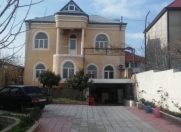 Satılır 6 otaqlı 240 m2 həyət evi Saray