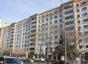 İcarəyə verilir 2 otaqlı 70 m2 köhnə tikili Gənclik m.