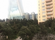 Satılır 3 otaqlı 73 m2 köhnə tikili Azneft meydanı