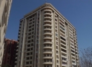 Satılır 4 otaqlı 196 m2 yeni tikili Gənclik m.