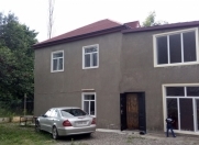 Satılır 5 otaqlı 180 m2 villa Quba