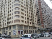 Satılır 4 otaqlı 186 m2 yeni tikili Gənclik m.