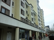 Satılır 3 otaqlı 88 m2 köhnə tikili Ayna Sultanova heykəli