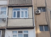 Satılır 2 otaqlı 50 m2 köhnə tikili Xalqlar Dostluğu m.