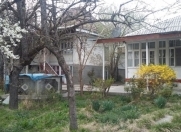 Satılır 6 otaqlı 600 m2 həyət evi Şəki