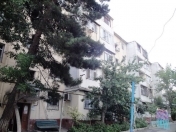 Satılır 3 otaqlı 70 m2 köhnə tikili Neftçilər m.