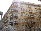 İcarəyə verilir 3 otaqlı 70 m2 ofis İçəri Şəhər