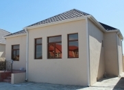 Satılır 3 otaqlı 2.5 m2 həyət evi Mehdiabad