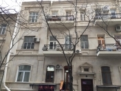 İcarəyə verilir 2 otaqlı 100 m2 köhnə tikili Sahil m.