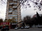 Satılır 4 otaqlı 190 m2 yeni tikili 8 mkr