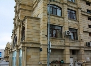 Satılır 2 otaqlı 50 m2 köhnə tikili Gənclik m.