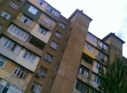 Satılır 3 otaqlı 86 m2 köhnə tikili Neapol dairəsi