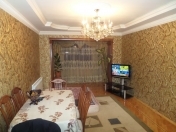 Satılır 3 otaqlı 80 m2 köhnə tikili Gənclik m.