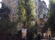 Satılır 3 otaqlı 50 m2 köhnə tikili Neftçilər m.