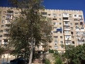 Satılır 4 otaqlı 99 m2 köhnə tikili 8 km