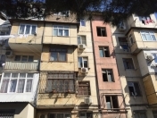 Satılır 3 otaqlı 65 m2 köhnə tikili Binəqədi r.