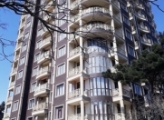 Satılır 2 otaqlı 67 m2 yeni tikili Nəriman Nərimanov m.