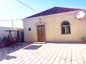 Satılır 4 otaqlı 120 m2 bağ evi Buzovna