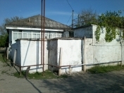 Satılır 2 otaqlı 150 m2 həyət evi Salyan