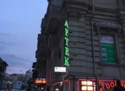 Satılır 5 otaqlı 165 m2 obyekt Nizami m.