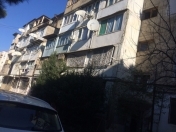 Satılır 2 otaqlı 50 m2 köhnə tikili Gənclik m.