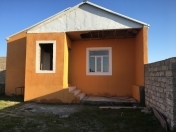 Satılır 3 otaqlı 110 m2 həyət evi Binə