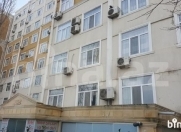 Satılır 3 otaqlı 82 m2 köhnə tikili Hərbi Hospital