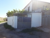 İcarəyə verilir 4 otaqlı 100 m2 bağ evi Novxanı