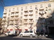 İcarəyə verilir 2 otaqlı 60 m2 köhnə tikili A.S.Puşkin parkı