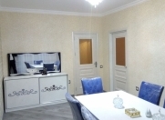 Satılır 4 otaqlı 90 m2 köhnə tikili Koala parkı