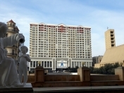 Satılır 3 otaqlı 120 m2 yeni tikili Qara şəhər