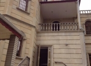 İcarəyə verilir 7 otaqlı 340 m2 həyət evi Gənclik m.