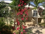 Satılır 4 otaqlı 300 m2 həyət evi Binəqədi
