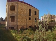 Satılır 12 otaqlı 330 m2 həyət evi Bakıxanov